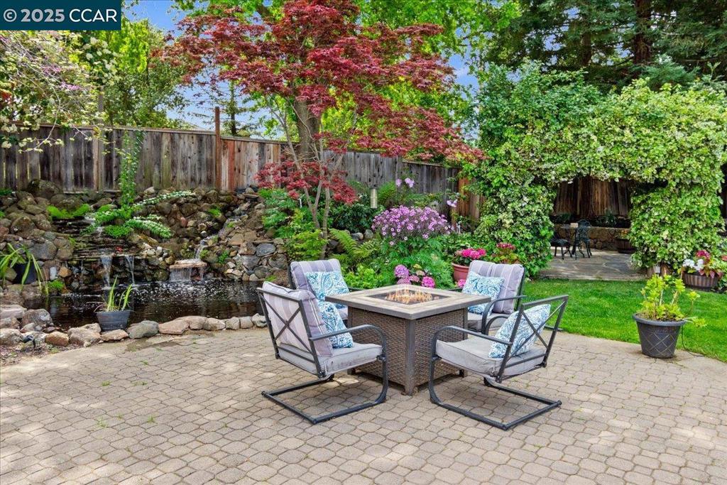 NORTH GATE - Residential