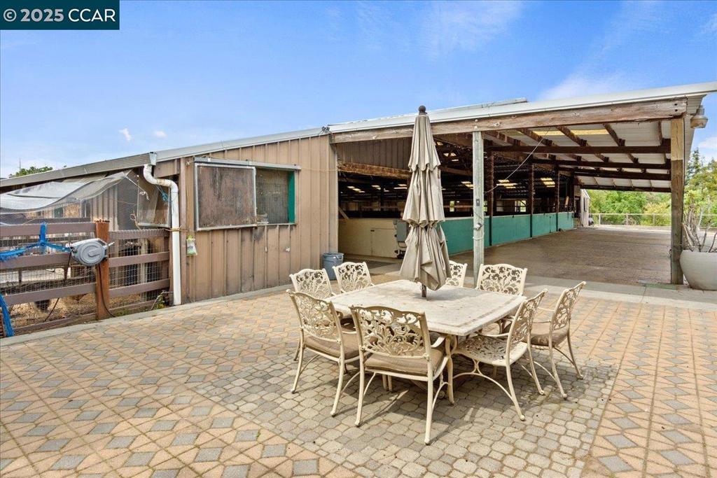 NORTH GATE - Residential