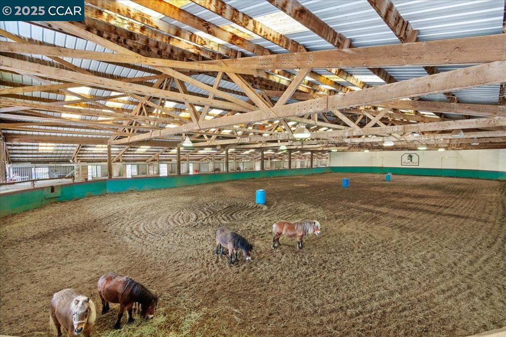 NORTH GATE - Residential