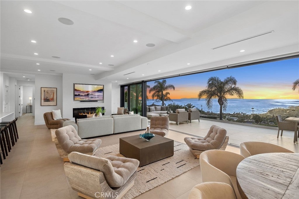 654 Canyon View Drive