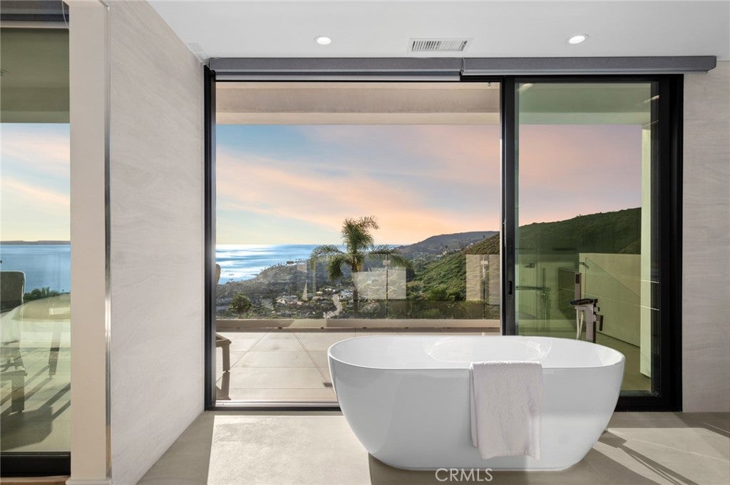 654 Canyon View Drive, Laguna Beach CA 92651 - Photo 42