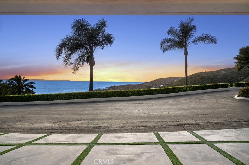 654 Canyon View Drive, Laguna Beach CA 92651 - Photo 67