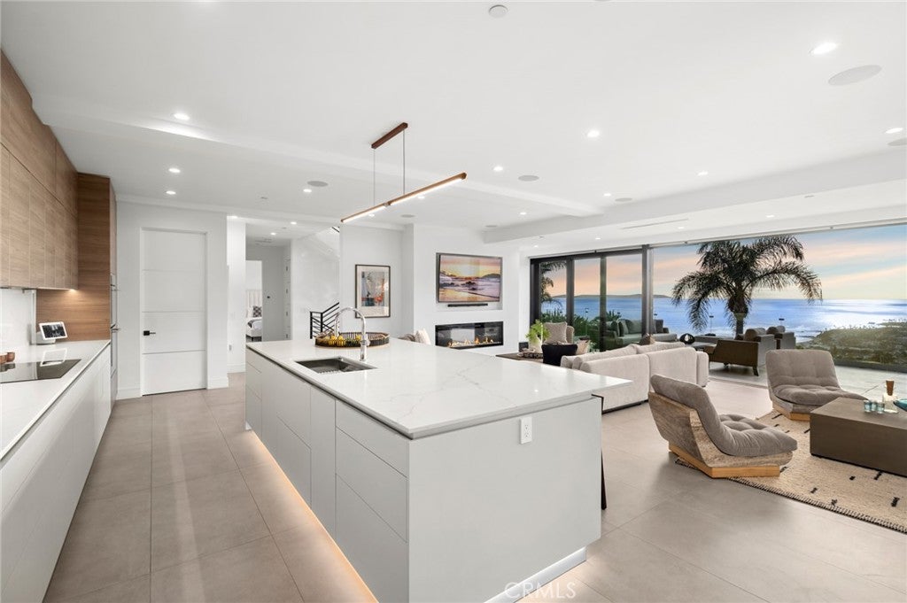 654 Canyon View Drive, Laguna Beach CA 92651 - Photo 27