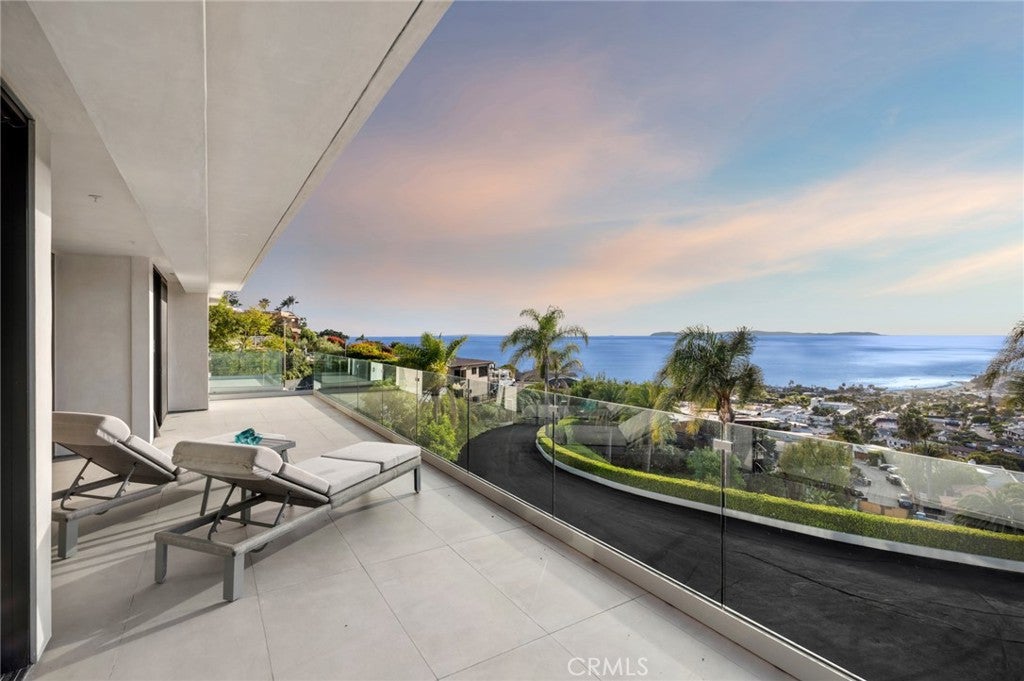 654 Canyon View Drive, Laguna Beach CA 92651 - Photo 35