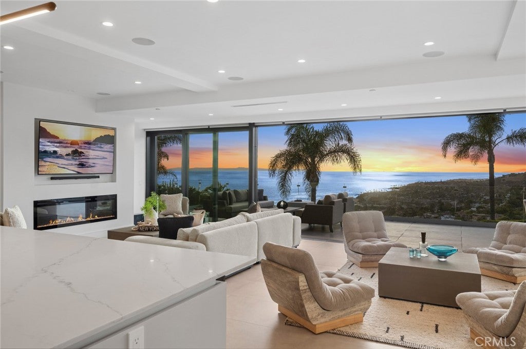 654 Canyon View Drive, Laguna Beach CA 92651 - Photo 14