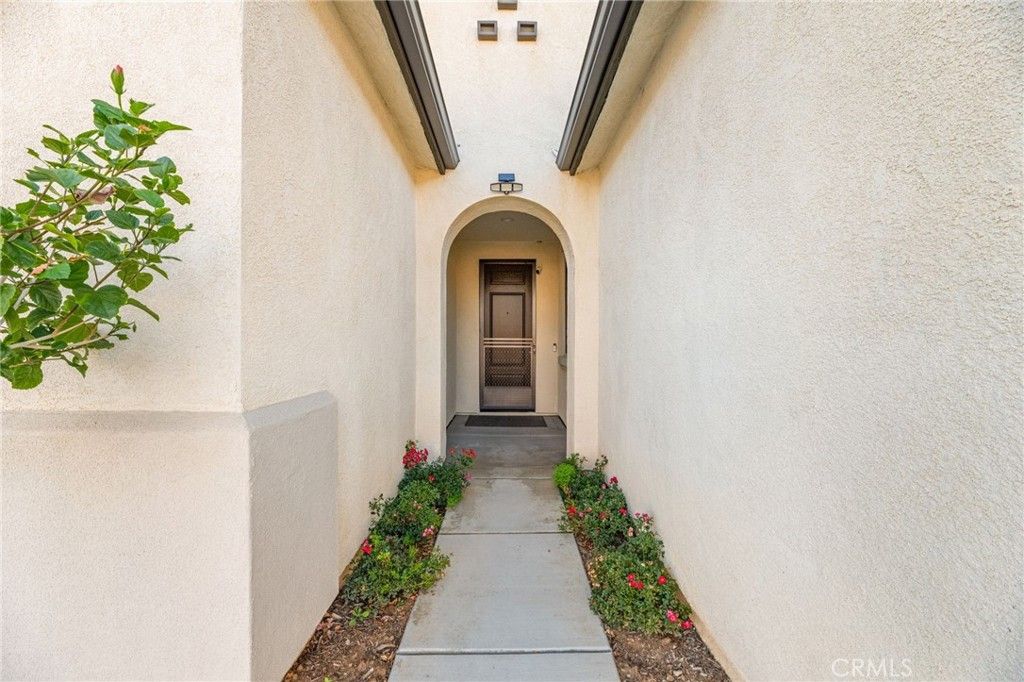 Photo of 34093 Harcourt Dr, Winchester, CA 92596 (MLS # SW25218625)