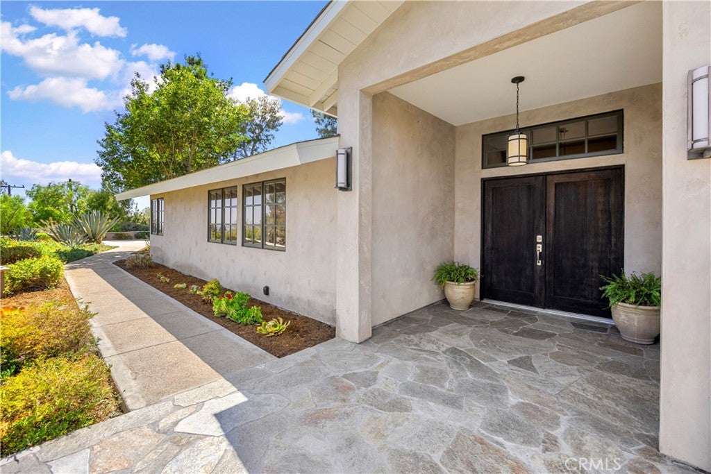 2201 Skyline Dr.