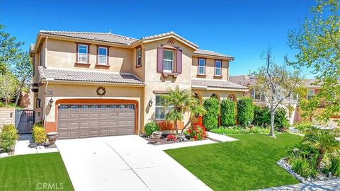 5003 Thornberry Way Fontana CA 92336