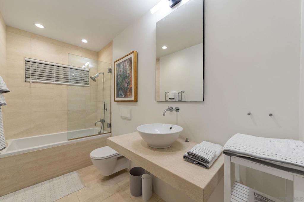 La Jolla - Residential Lease