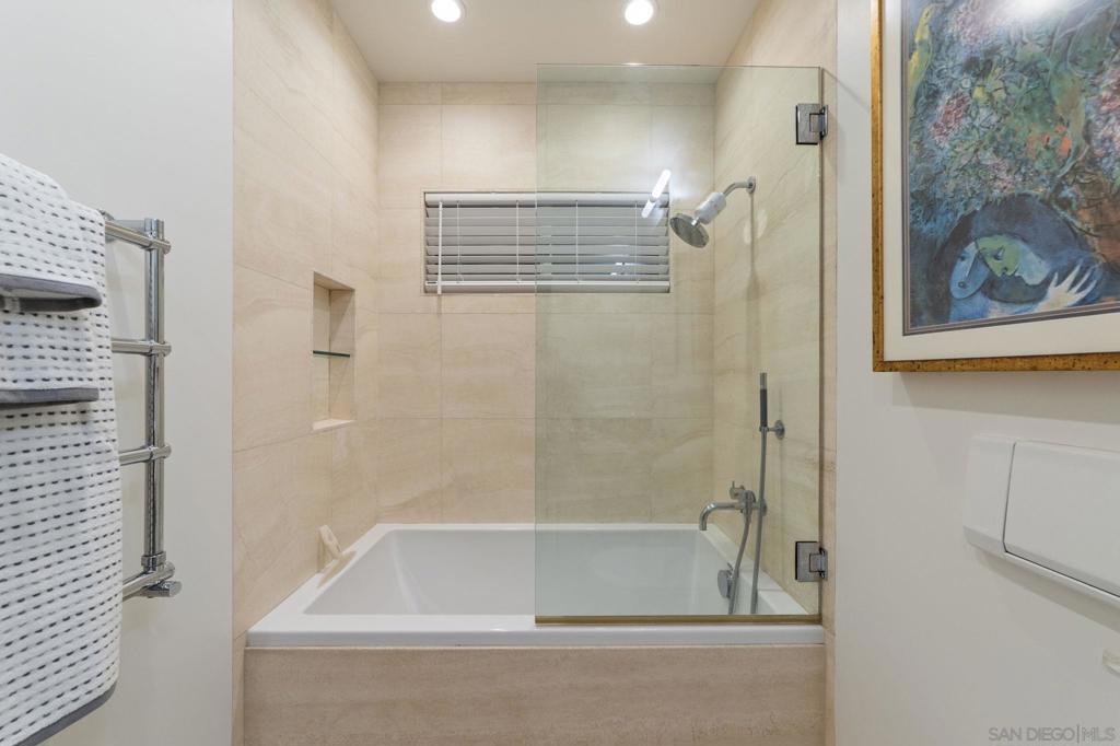 La Jolla - Residential Lease