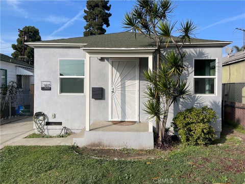 Photo of 357 E Plenty Street, Long Beach, CA 90805 (MLS # SB26193819)