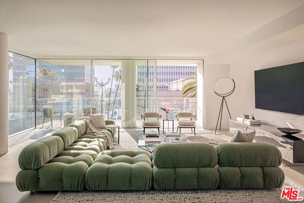 Photo of 9200 Wilshire Blvd Blvd #202W, Beverly Hills, CA 90212 (MLS # 25617829)