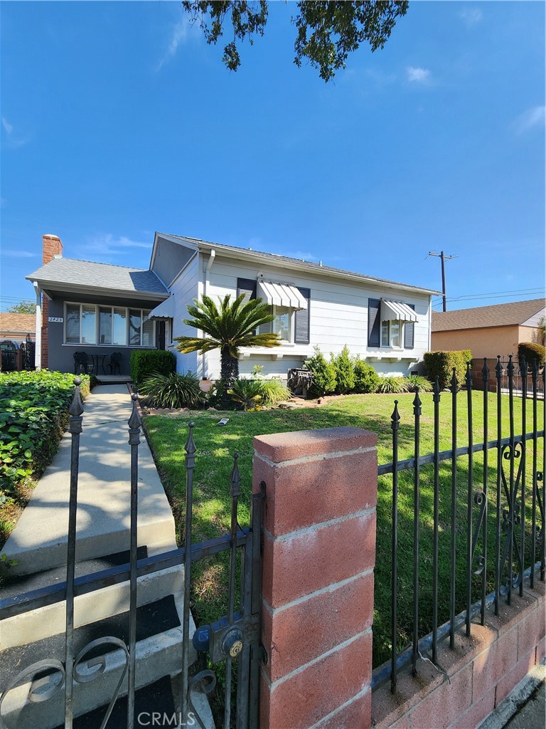 2423 W 118th Street