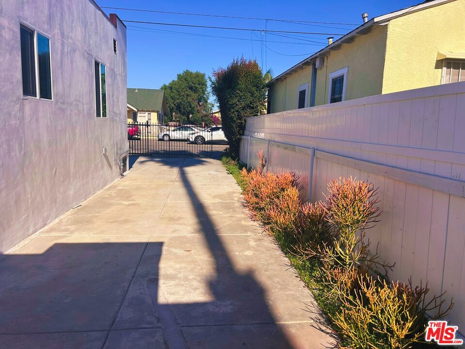 4144 Lennox Boulevard