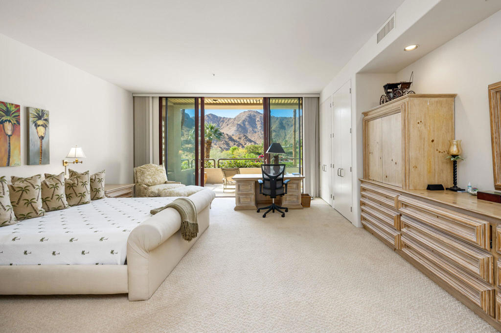Vintage Country Club - Residential