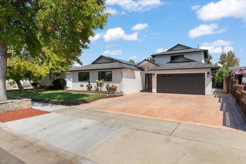 Photo of 2914 Lexford Avenue, San Jose, CA 95124 (MLS # ML82059735)