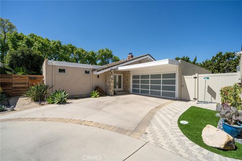 Photo of 1017 Ashford Court, Westlake Village, CA 91361 (MLS # SR26077025)