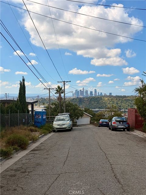 Photo of 621 Etta Street, Mount Washington, CA 90065 (MLS # GD26086271)