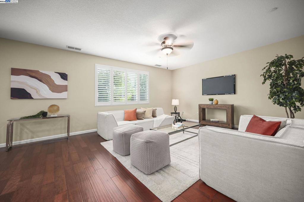 PARADISE VALLEY - Residential