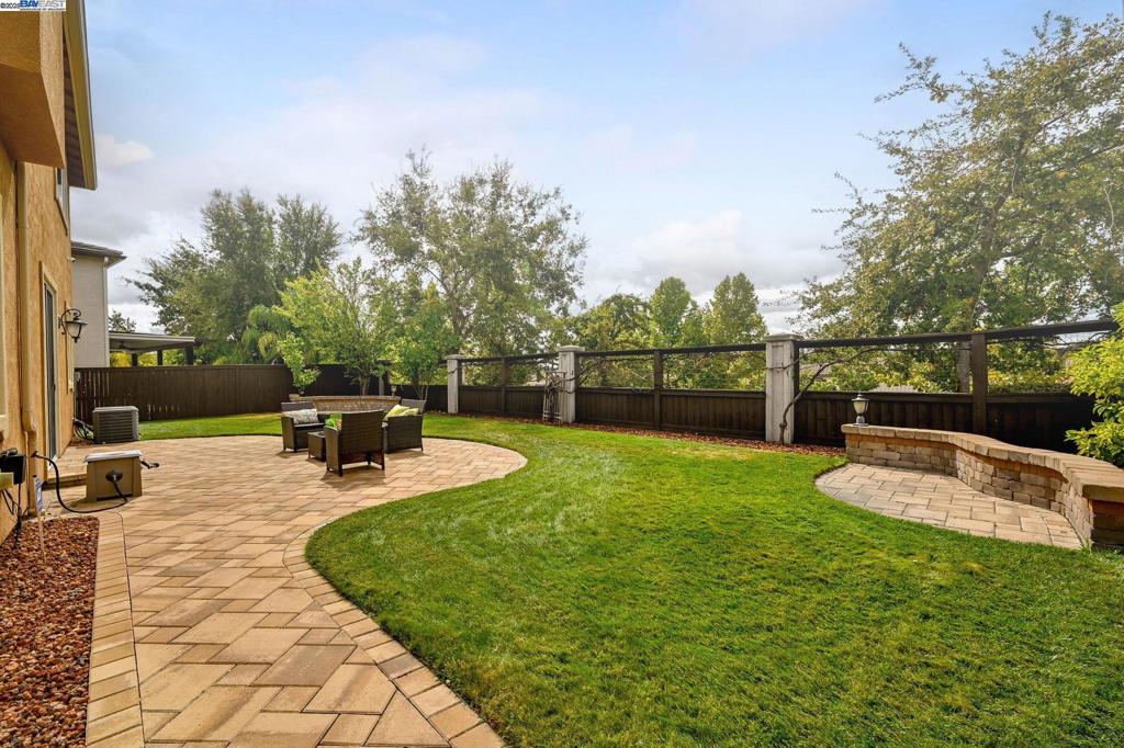 PARADISE VALLEY - Residential