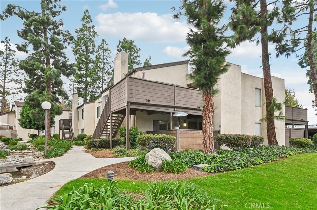 1430 Cabrillo Park B