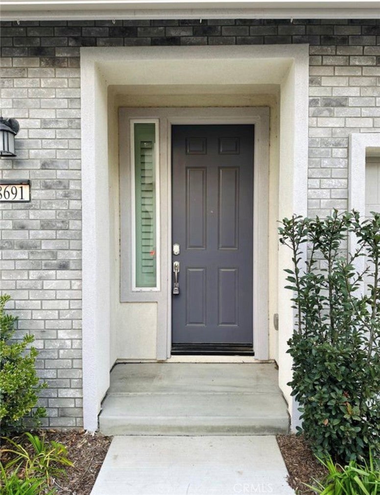 8691 Bay Laurel
