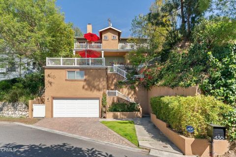 Photo of 436 Redwood Drive, Pasadena, CA 91105 (MLS # P1-26754)