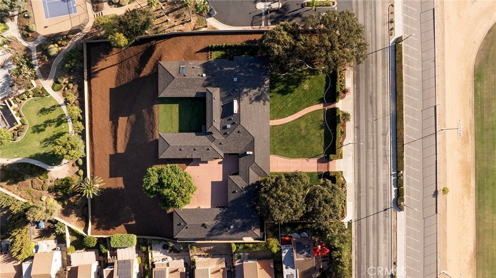 410 N Angelina Drive