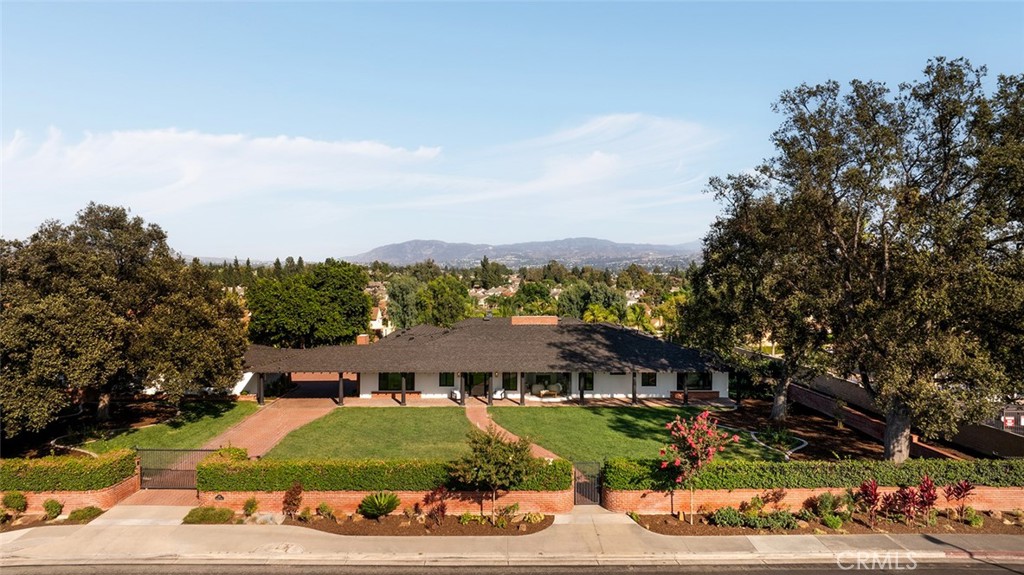 410 N Angelina Drive