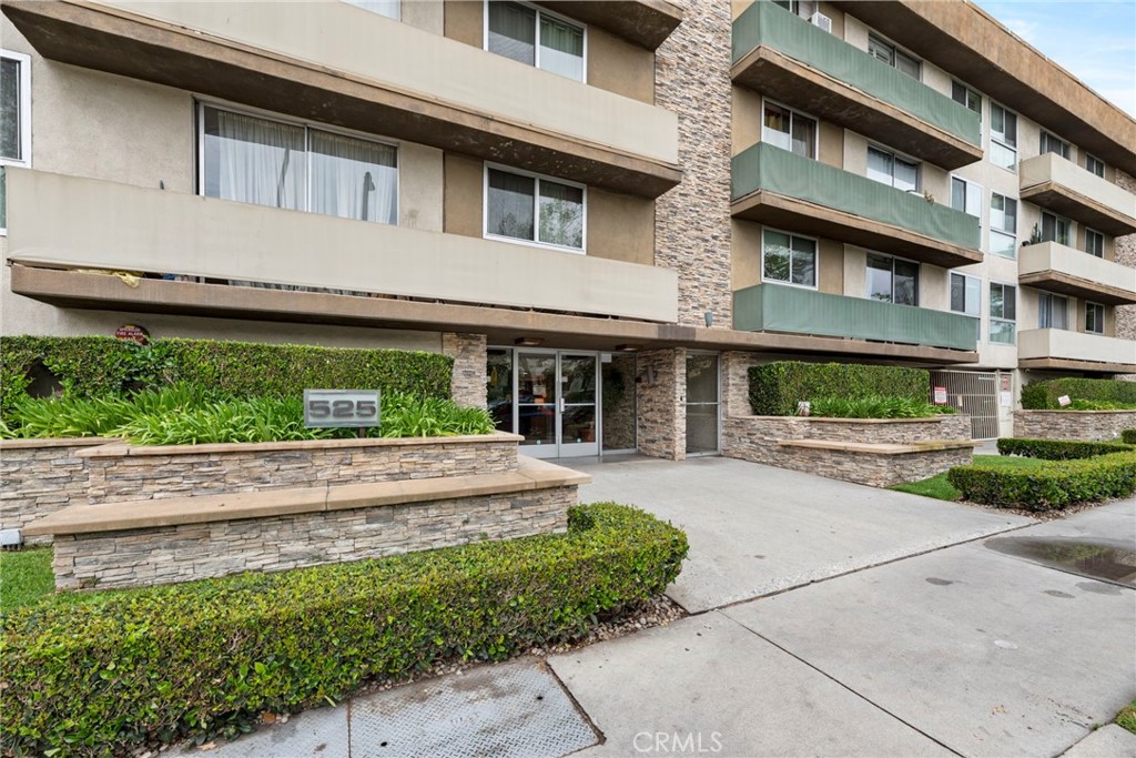 525 N Sycamore Avenue 333