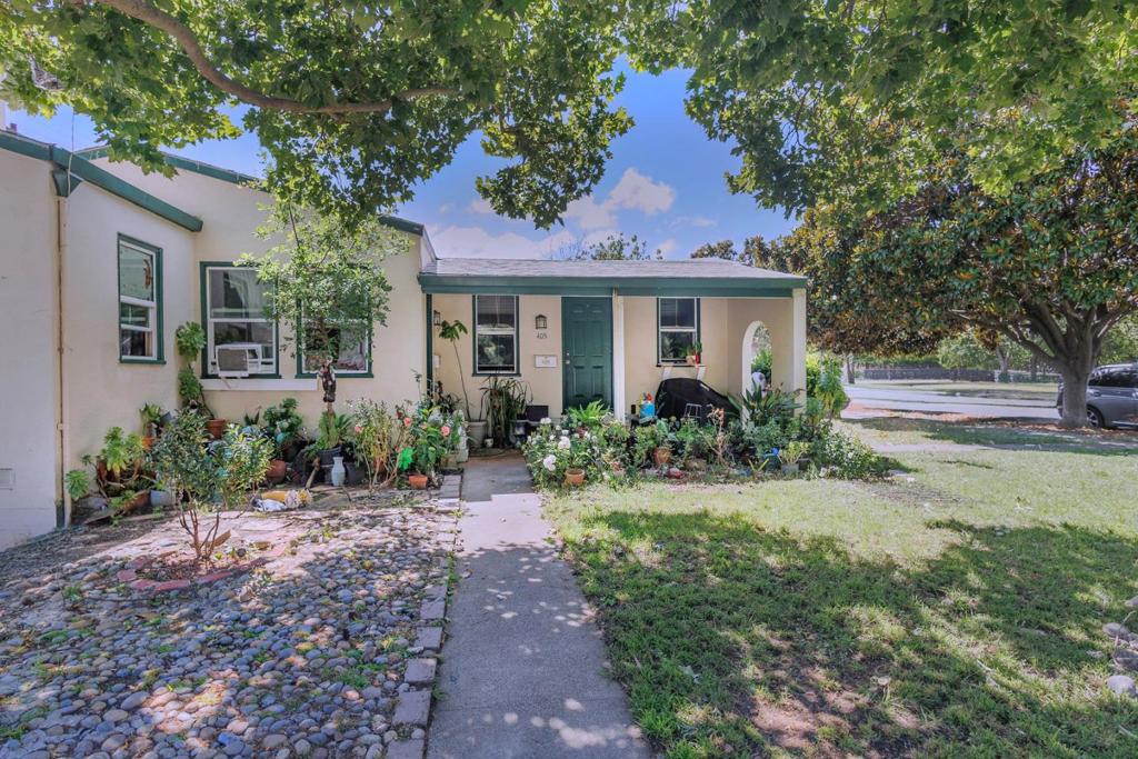 405 Arch Street