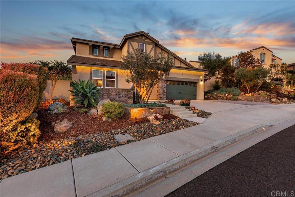 1102 Vega Way