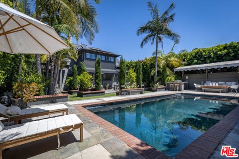 Photo of 1957 Canyon Drive, Los Angeles, CA 90068 (MLS # 26105337)