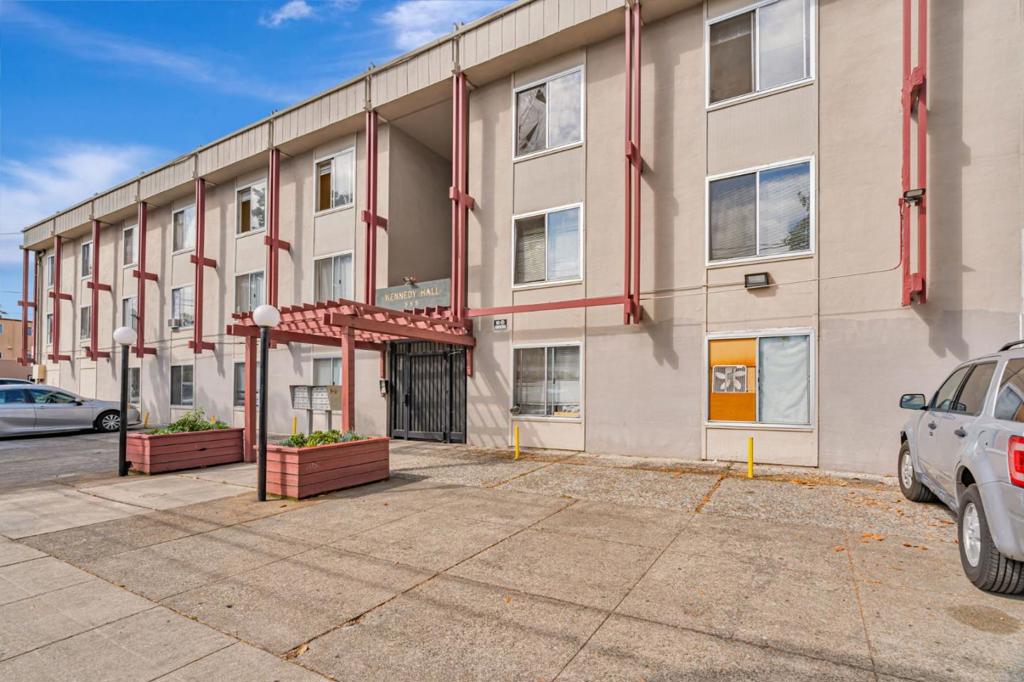 Marcus & Millichap is excited to present Kennedy Hall, a rare opportunity to acquire a well-located, multifamily asset just steps from San Jose State University. The property features 28 spacious two-bedroom, two-bath units totaling approximately 25,855 square feet of rentable space on a 0.58-acre lot. Built in 1964, Kennedy Hall offers a highly functional layout ideally suited for student housing or working professional roommates, with each unit having an ideal two-bedroom layout with maximum privacy. This optimal rental configuration, combined with the propertys close proximity to campus and an assumable Chase Bank loan fixed at 4.51% through August 2029, makes Kennedy Hall a prime choice for investors seeking strong cash flow and long-term demand.