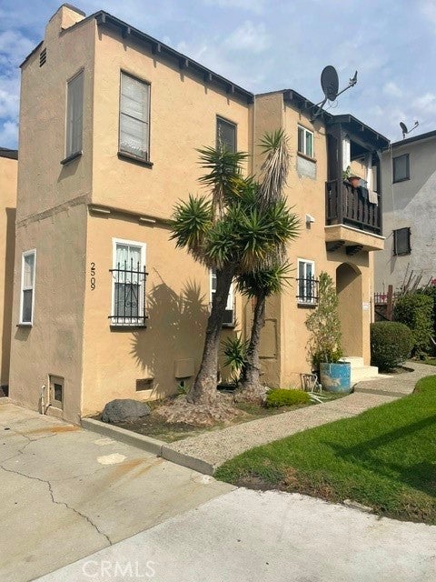 2507 W 4th