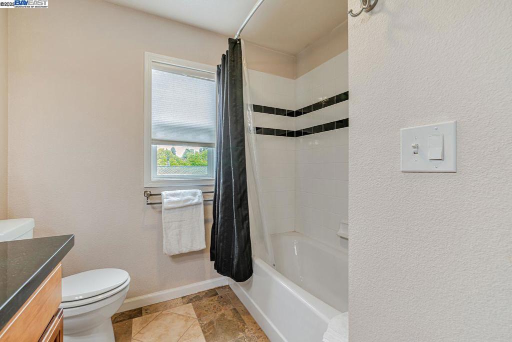 OLD MARTINEZ - Residential