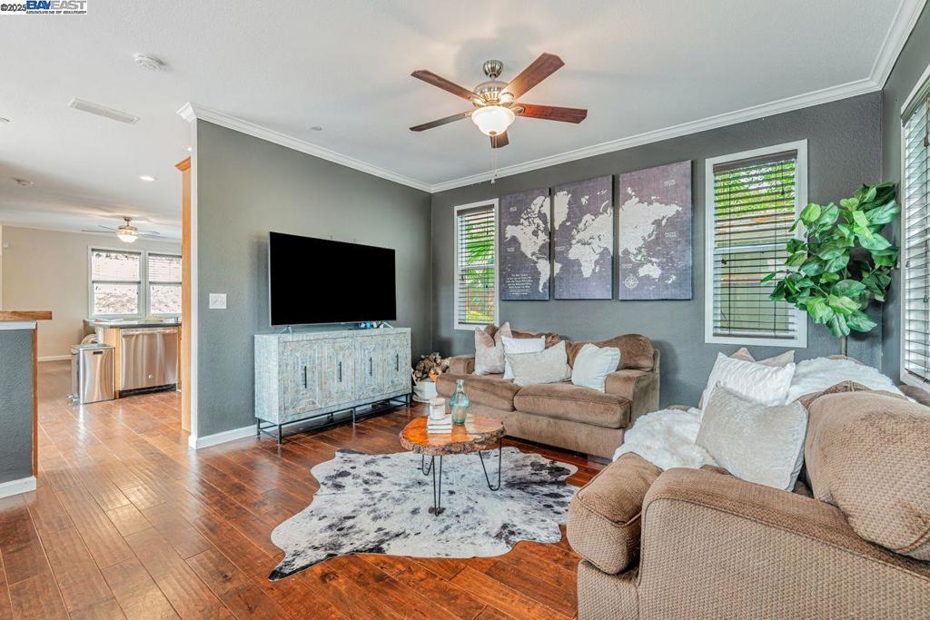 OLD MARTINEZ - Residential