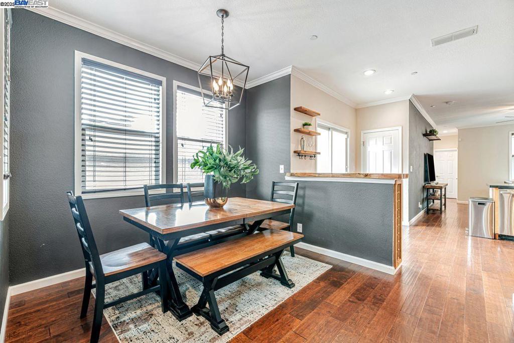 OLD MARTINEZ - Residential