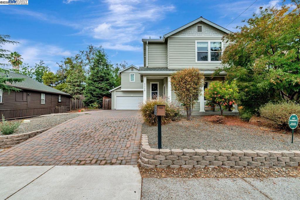 OLD MARTINEZ - Residential