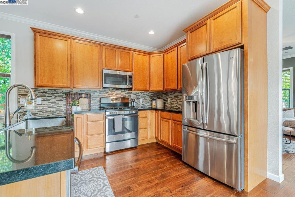 OLD MARTINEZ - Residential