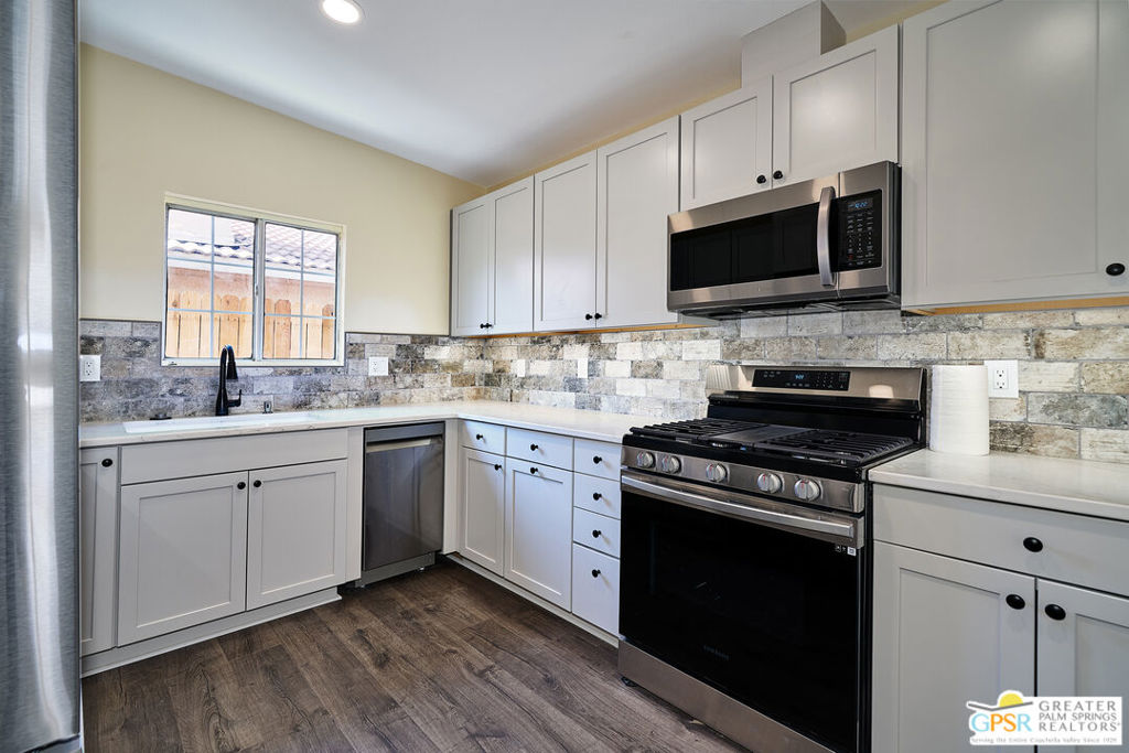 La Quinta Cove - Residential Lease