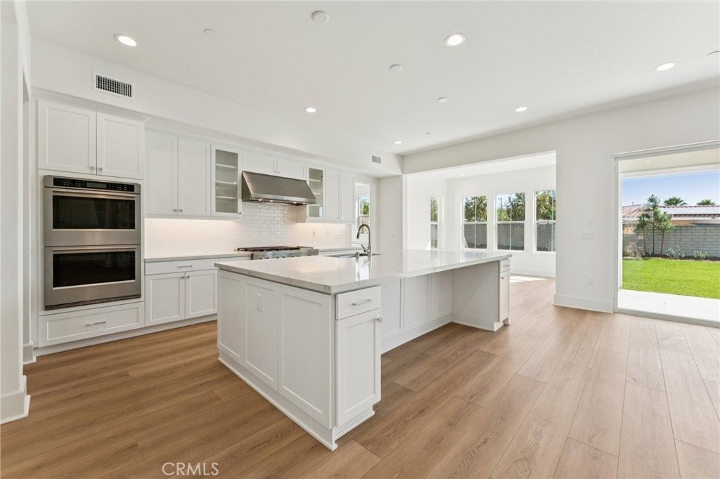 6551 Golden Sky Circle