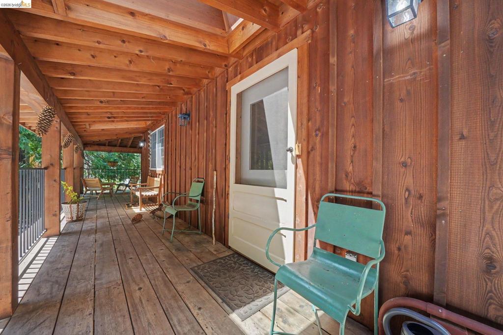 2495 Hangtree Trail
