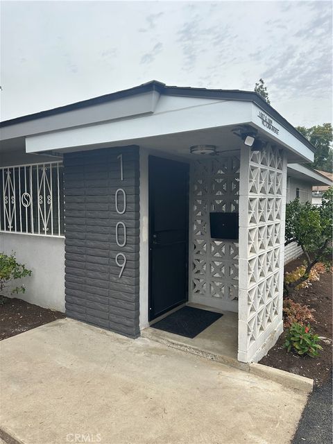 Photo of 1009 S Victoria, Corona, CA 92879 (MLS # IG26018350)