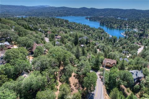 Photo of 27588 Matterhorn Drive, Lake Arrowhead, CA 92352 (MLS # IG26077510)