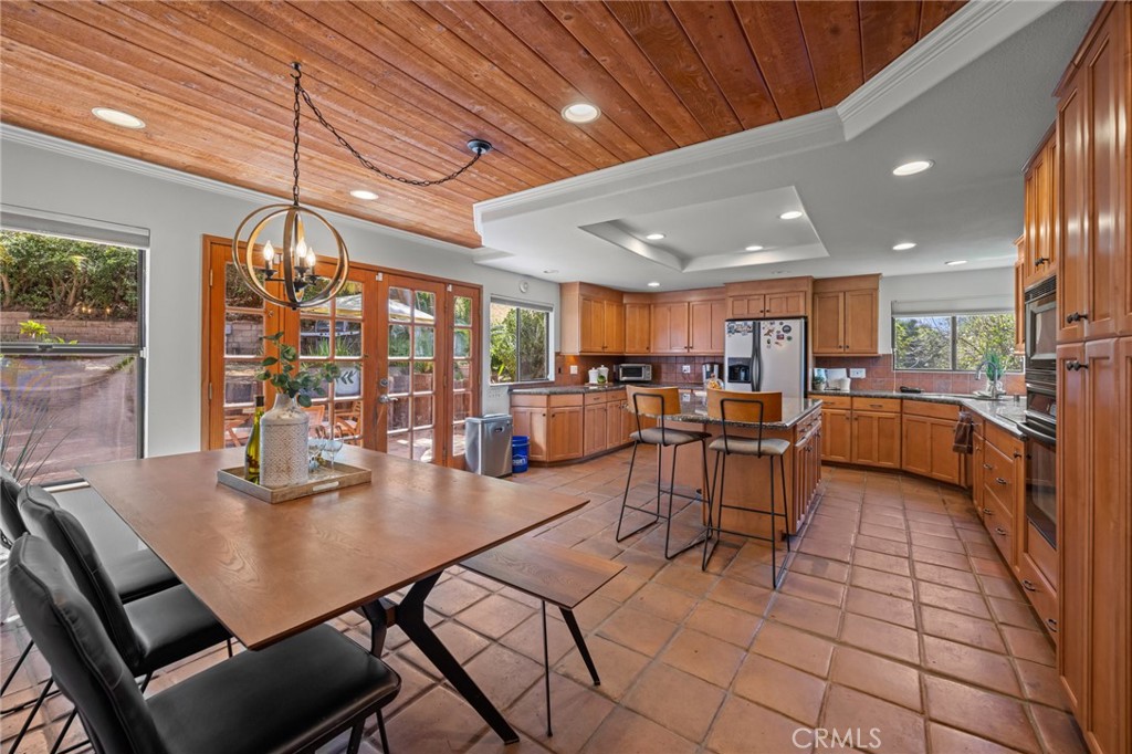 1544 Avohill Drive