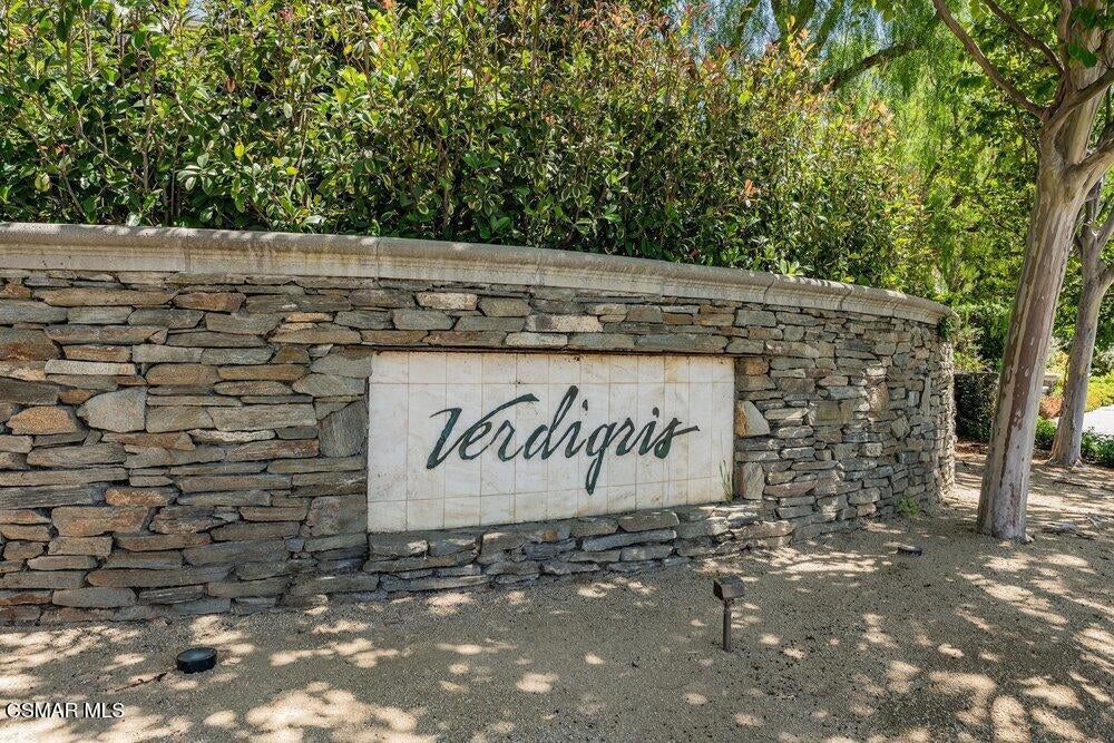 2609 Capella Way