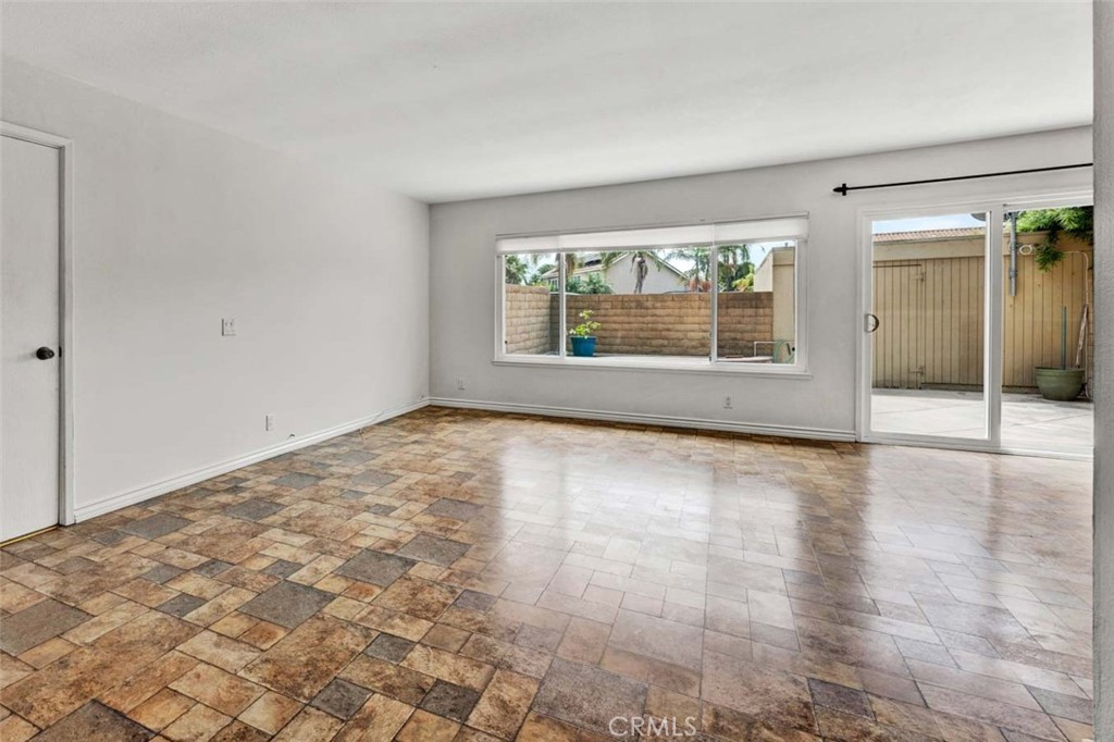 10337 Elk River Court