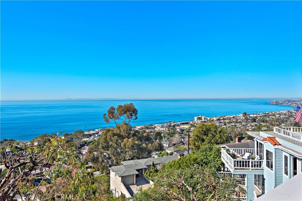 Photo of 2173 Crestview Drive, Laguna Beach, CA 92651 (MLS # LG26072850)