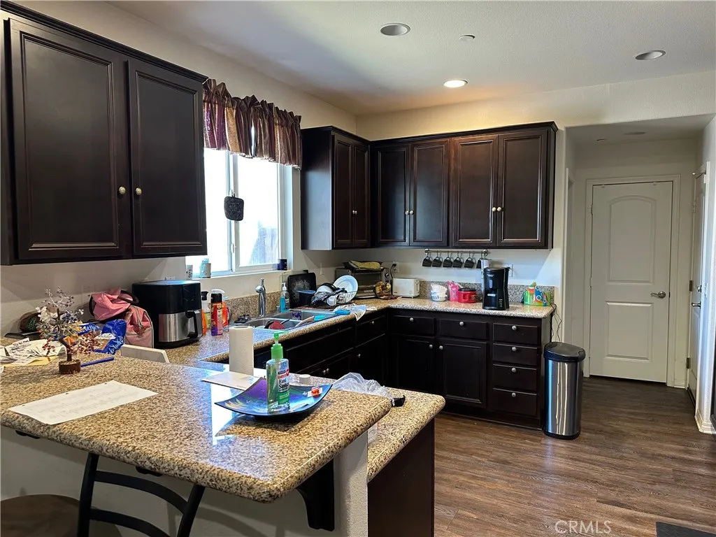 Grand Terrace, California 92313, United States, 3 Bedrooms Bedrooms, ,3 BathroomsBathrooms,Residential,Active,227244